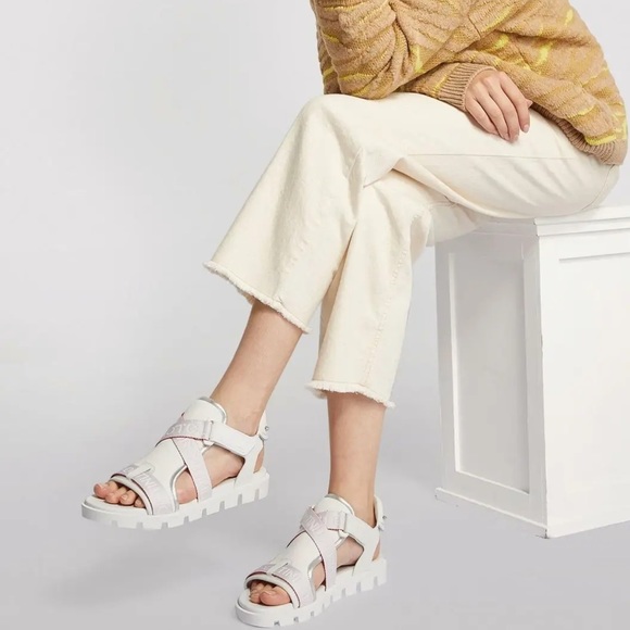 Christian Louboutin red bottom sandals - Picture 5 of 12